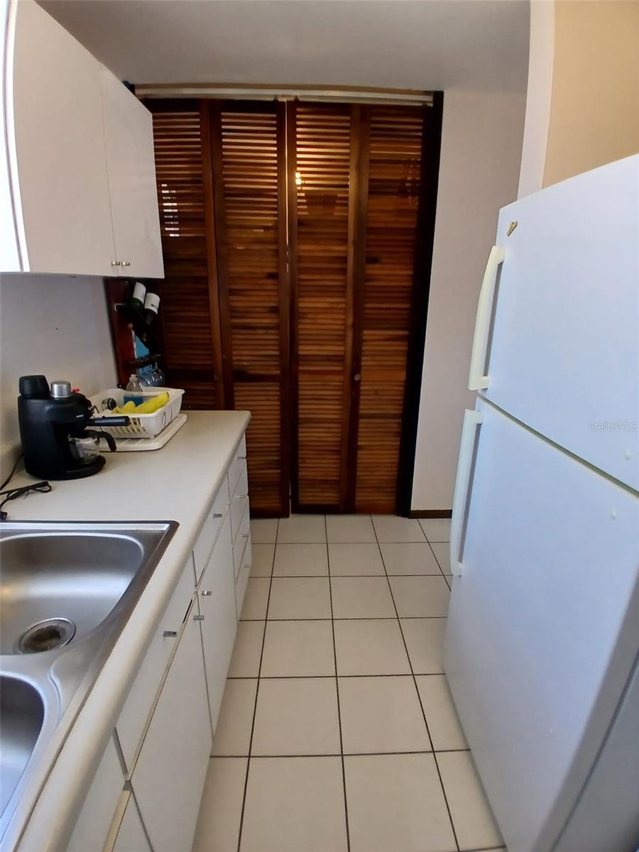 VISTA REAL CONDOMINIUM - Residential