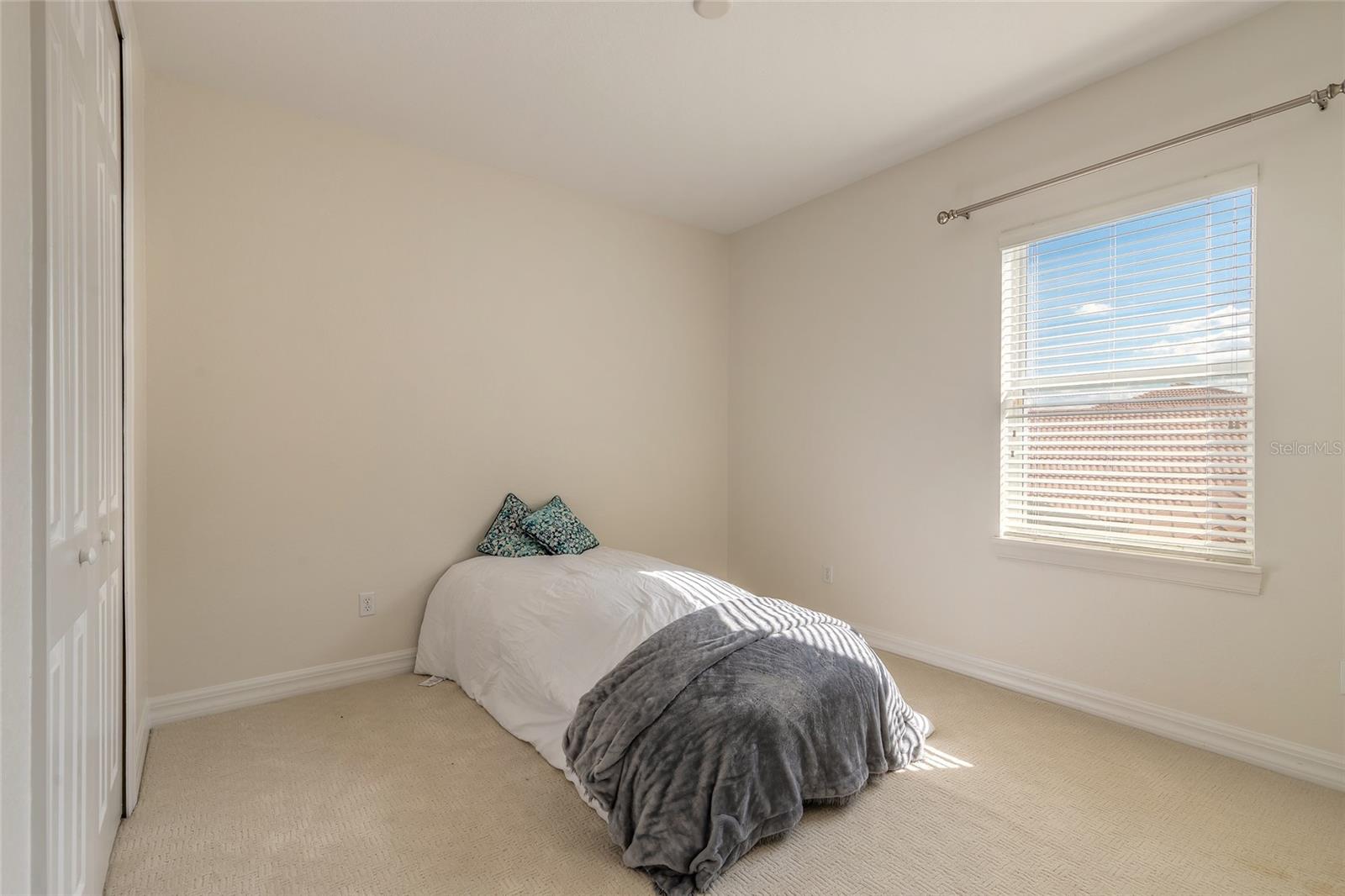 BRONSONS LNDGS F & M - Residential