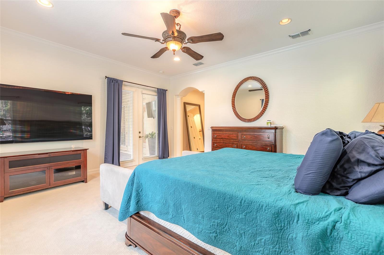 BRONSONS LNDGS F & M - Residential