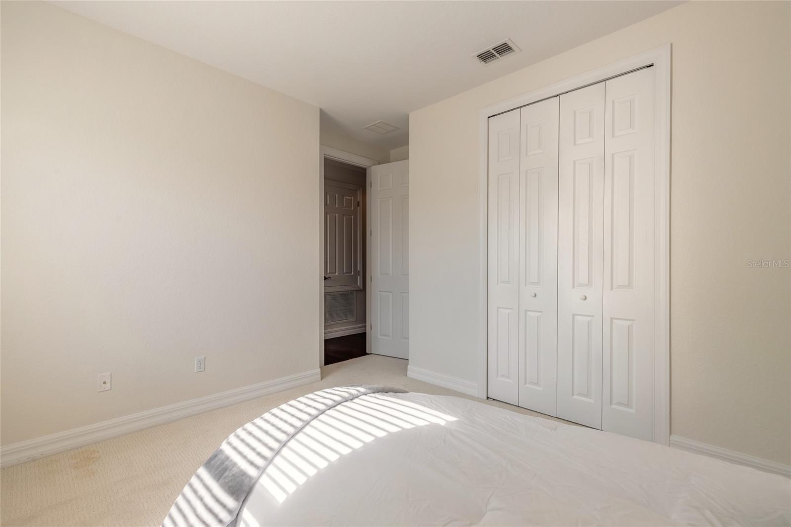 BRONSONS LNDGS F & M - Residential