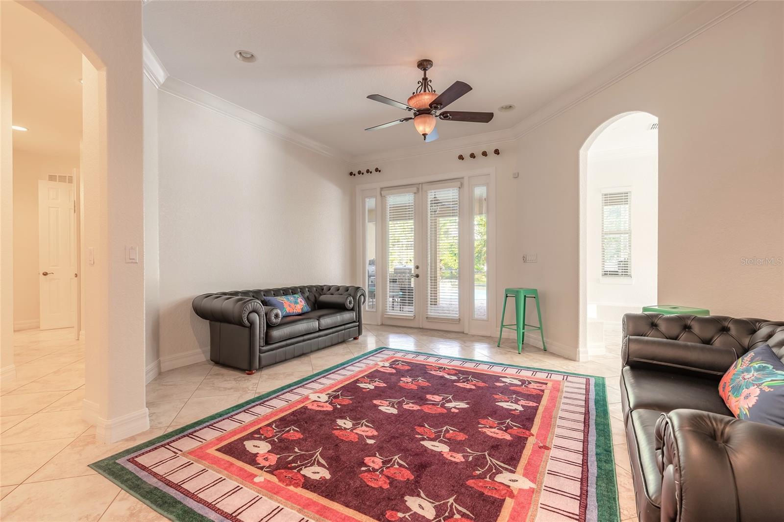 BRONSONS LNDGS F & M - Residential