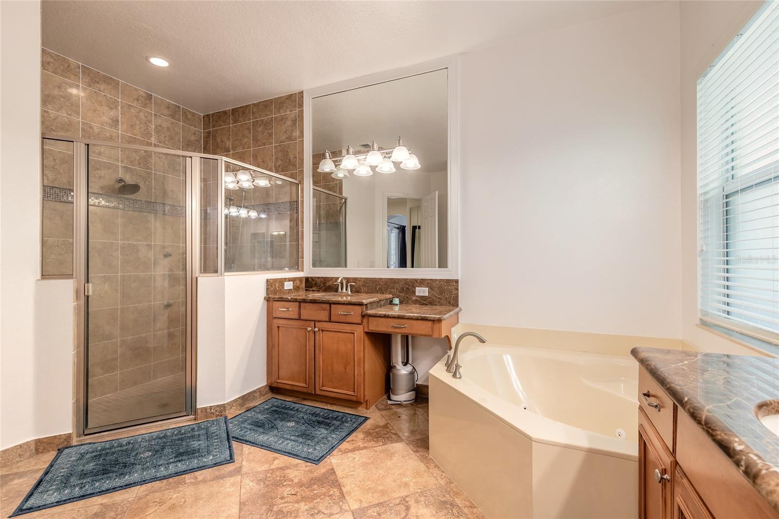 BRONSONS LNDGS F & M - Residential