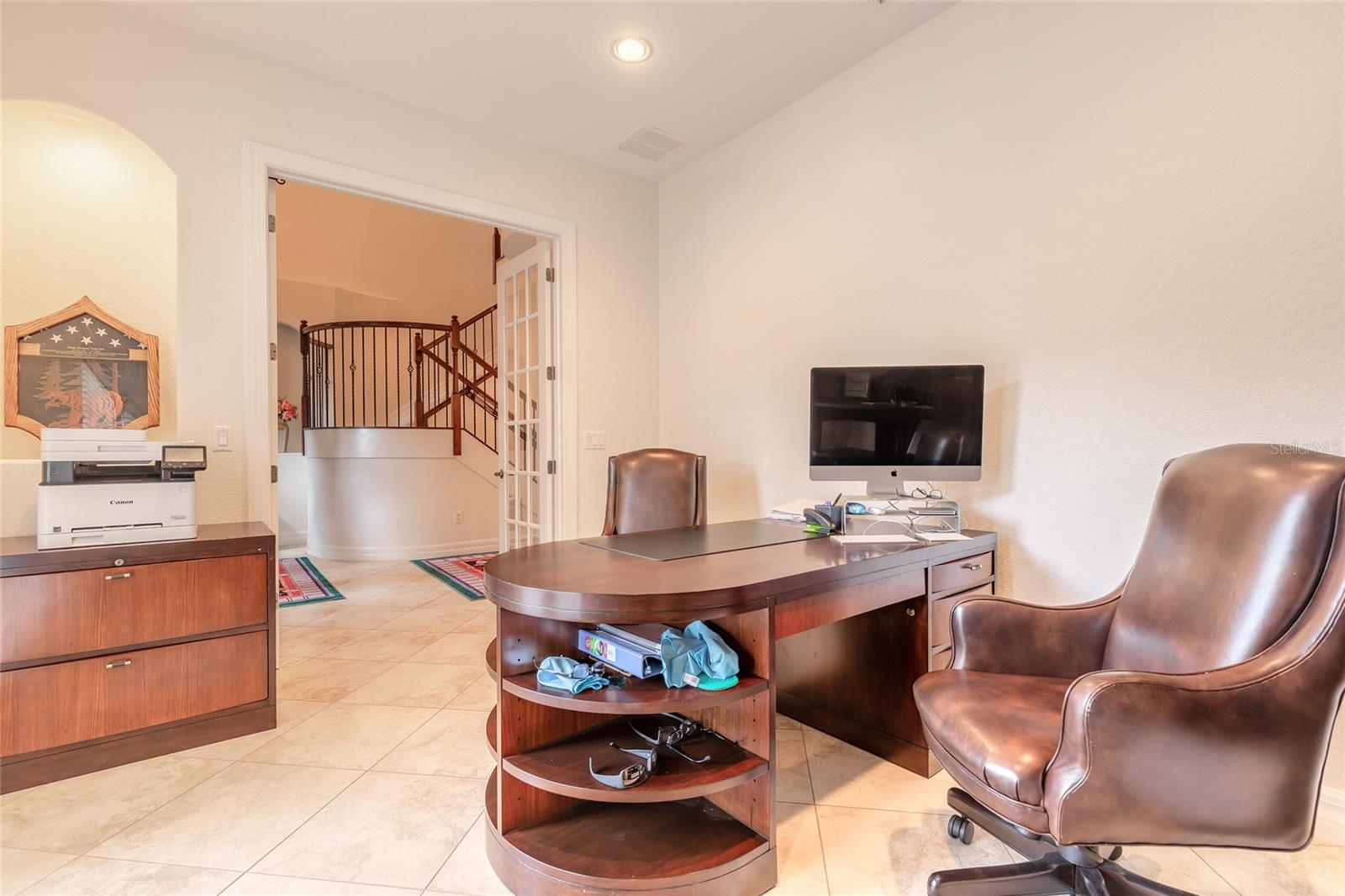 BRONSONS LNDGS F & M - Residential