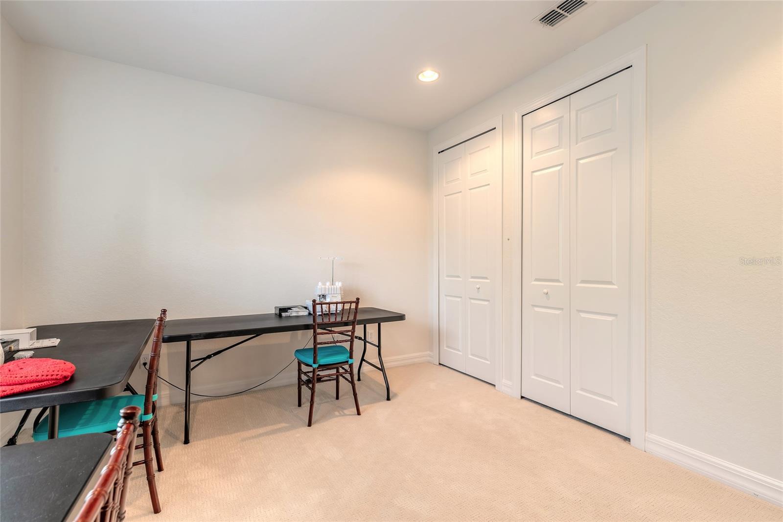 BRONSONS LNDGS F & M - Residential