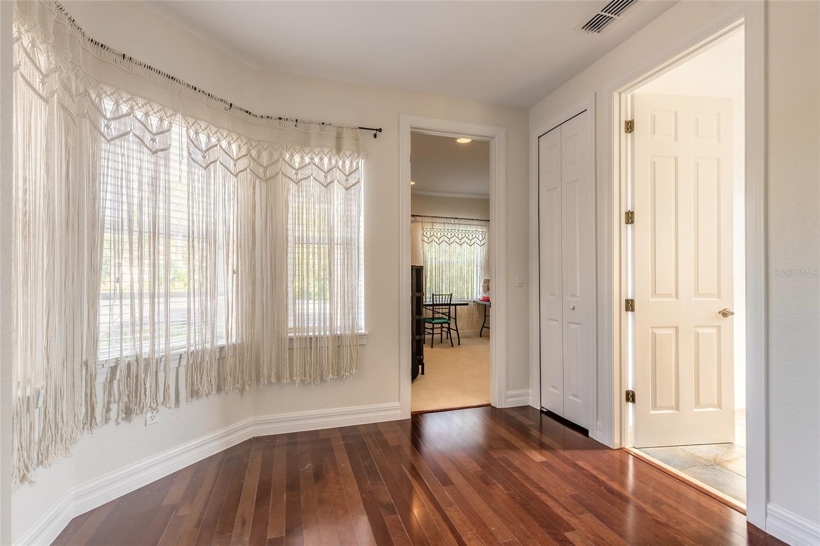 BRONSONS LNDGS F & M - Residential