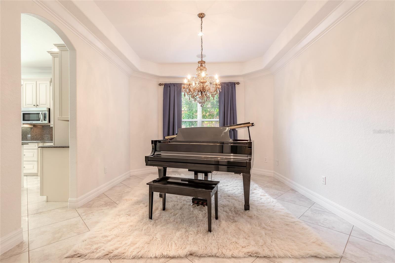 BRONSONS LNDGS F & M - Residential