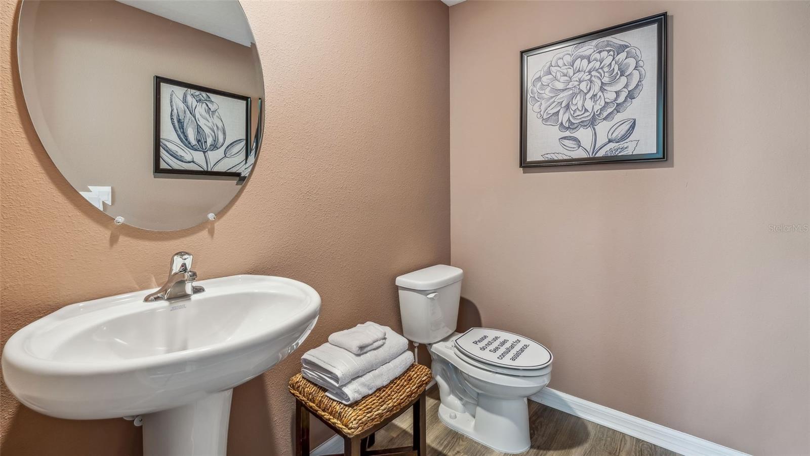 OAKFIELD TRAILS - Residential