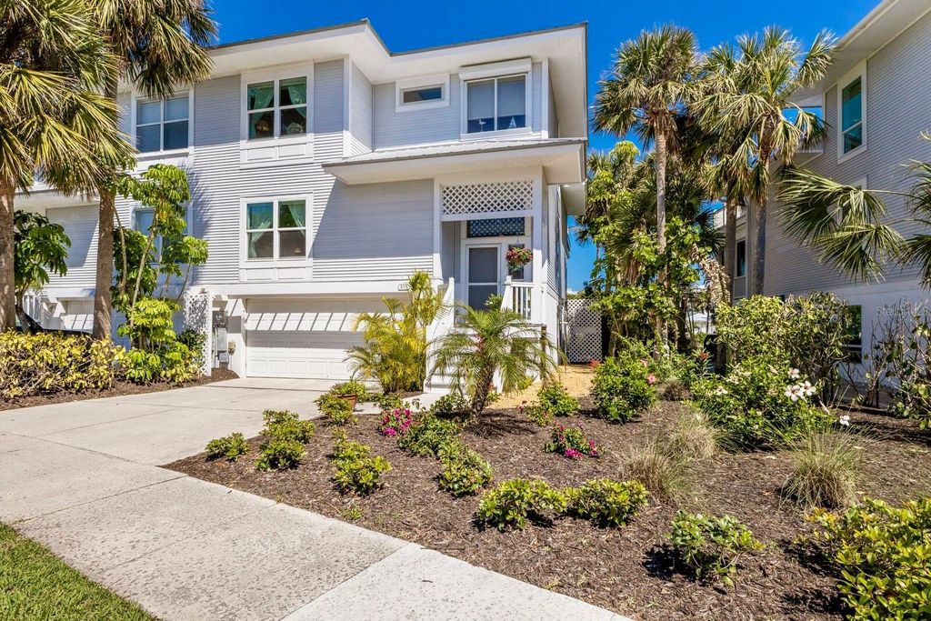 Photo of 815 S Harbor Drive, Boca Grande, FL 33921 (MLS # D6145050)