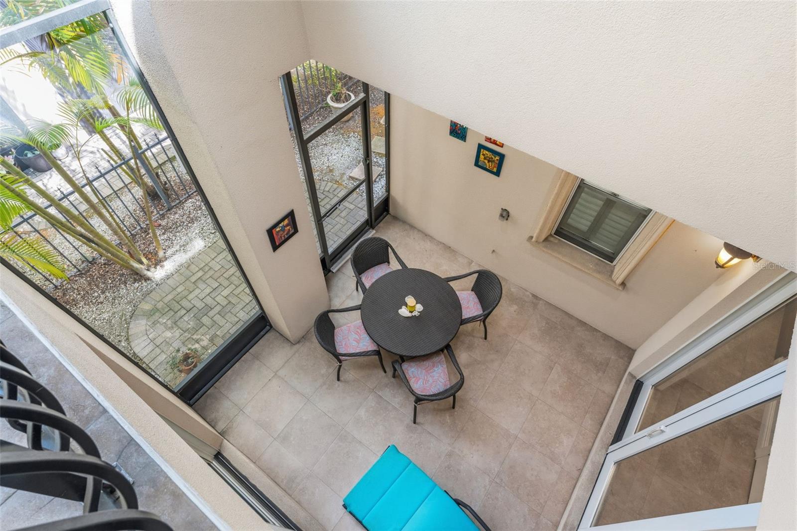 BELLAVILLA LUXURY TWNHMS - Residential