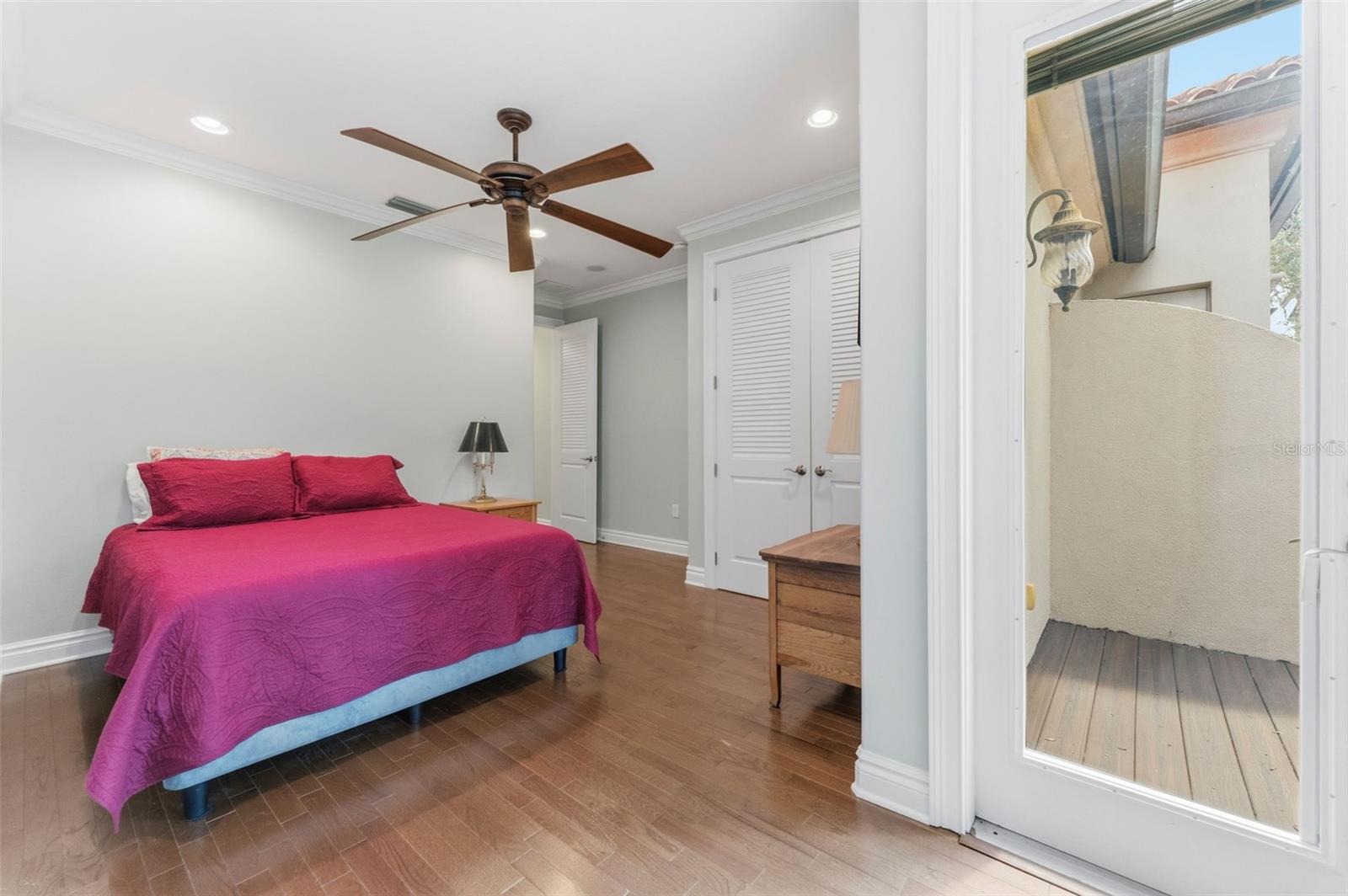 BELLAVILLA LUXURY TWNHMS - Residential