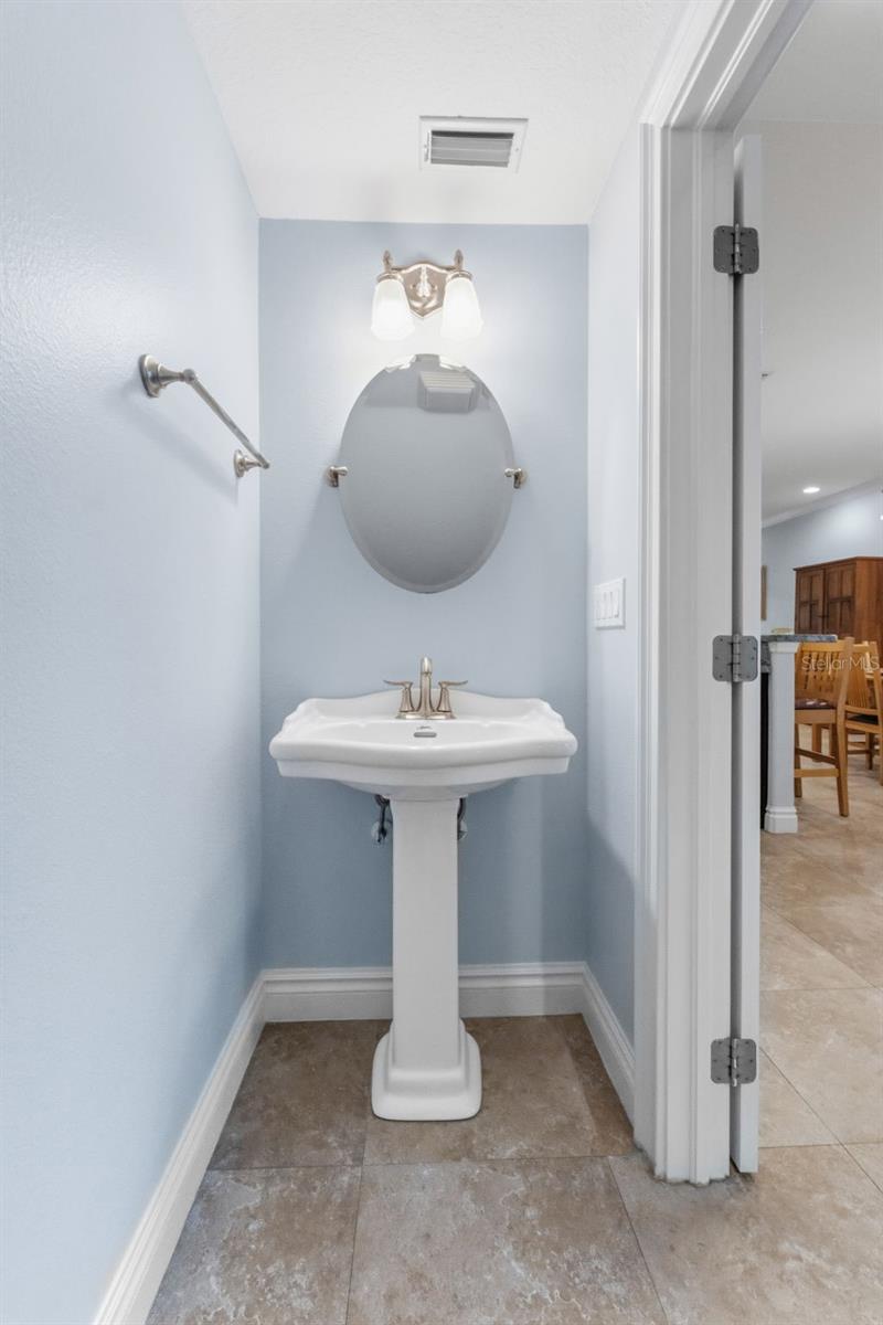 BELLAVILLA LUXURY TWNHMS - Residential