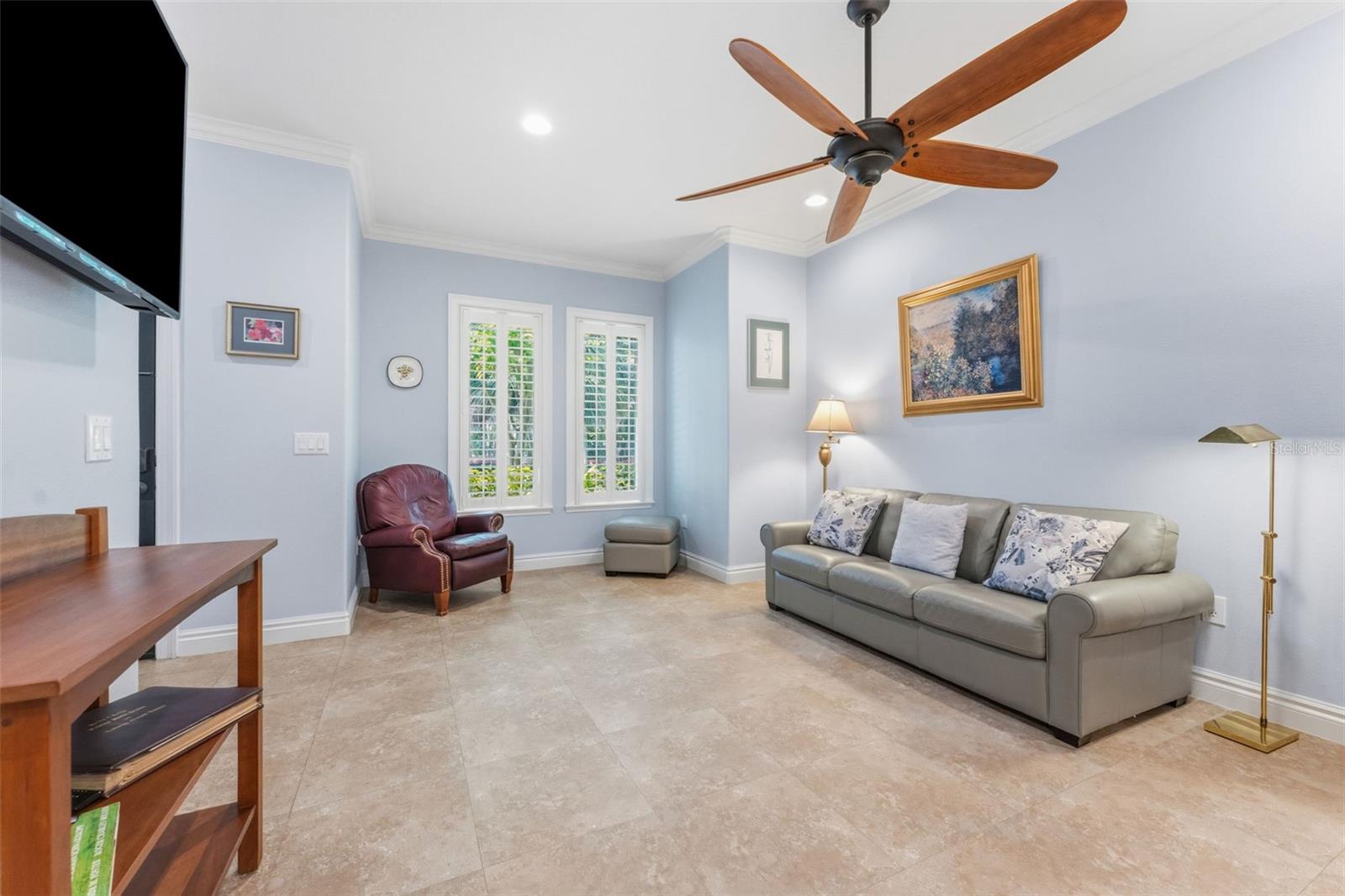 BELLAVILLA LUXURY TWNHMS - Residential