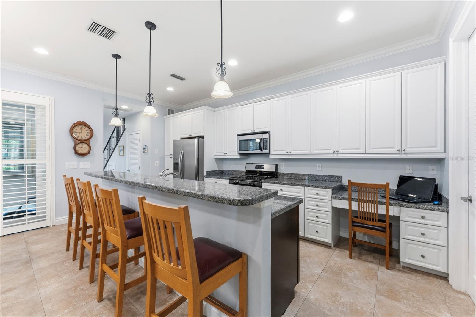 BELLAVILLA LUXURY TWNHMS - Residential