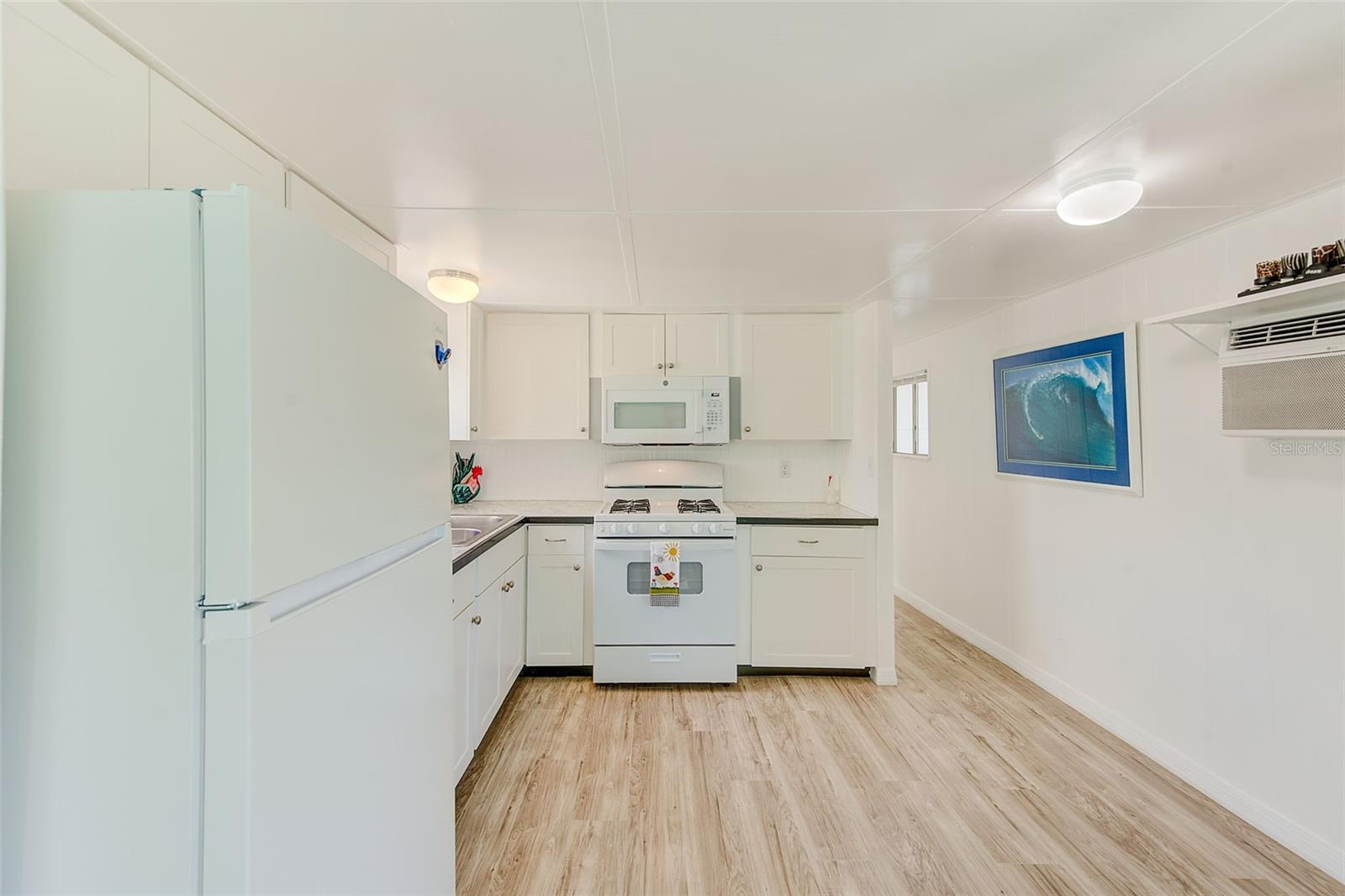 HOLIDAY VILLAGE CO-OP M/H UNREC - Residential