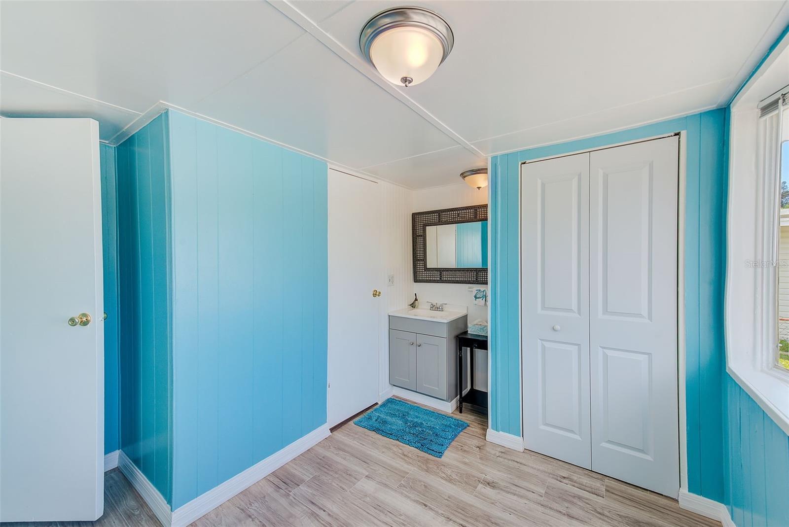 HOLIDAY VILLAGE CO-OP M/H UNREC - Residential