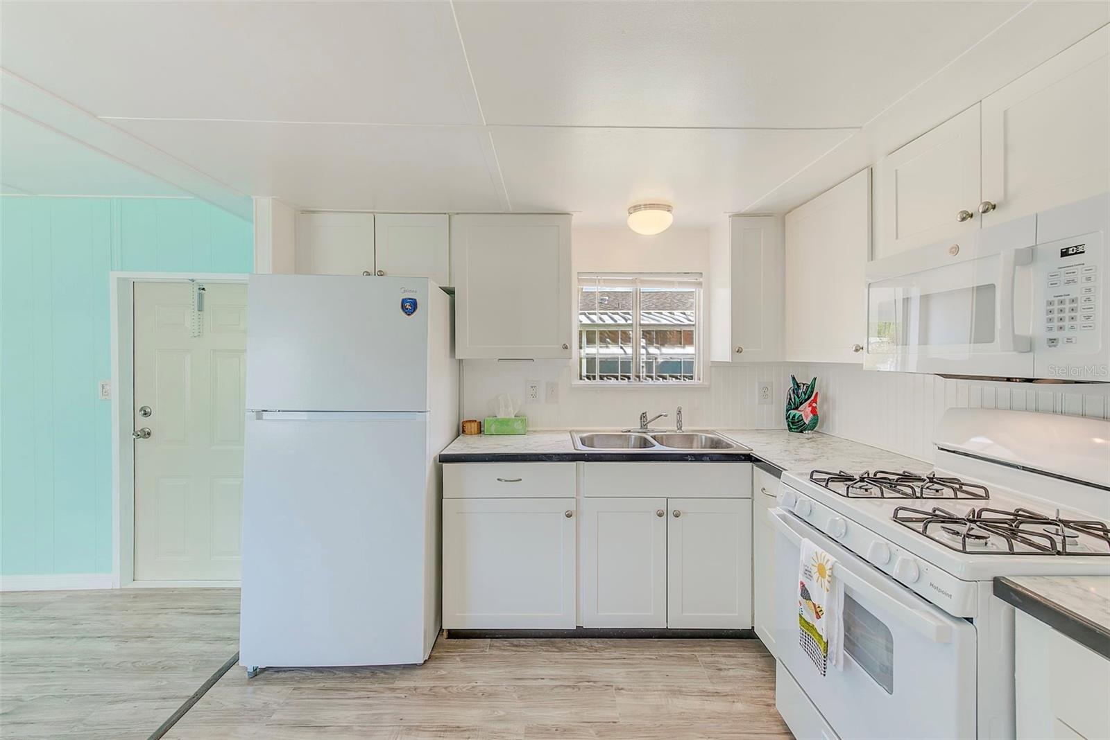 HOLIDAY VILLAGE CO-OP M/H UNREC - Residential