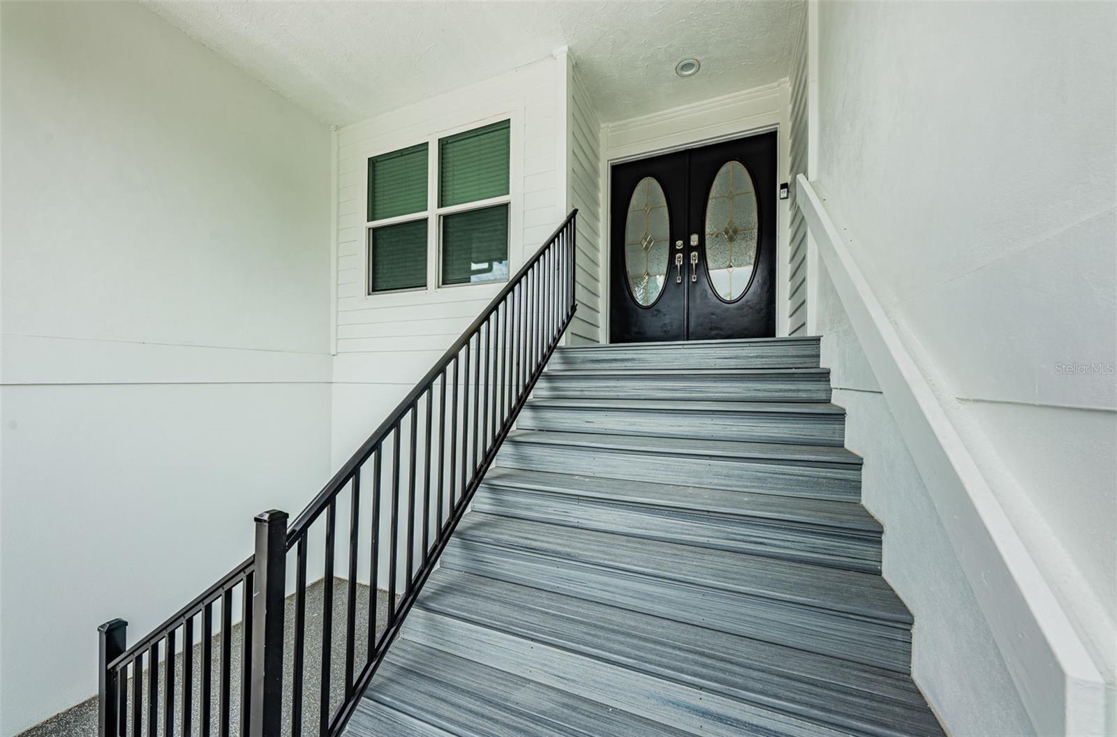 TIERRA VERDE - Residential