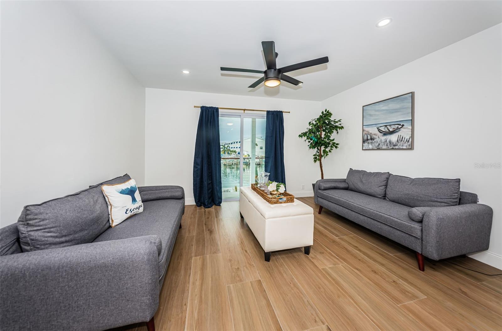 TIERRA VERDE - Residential