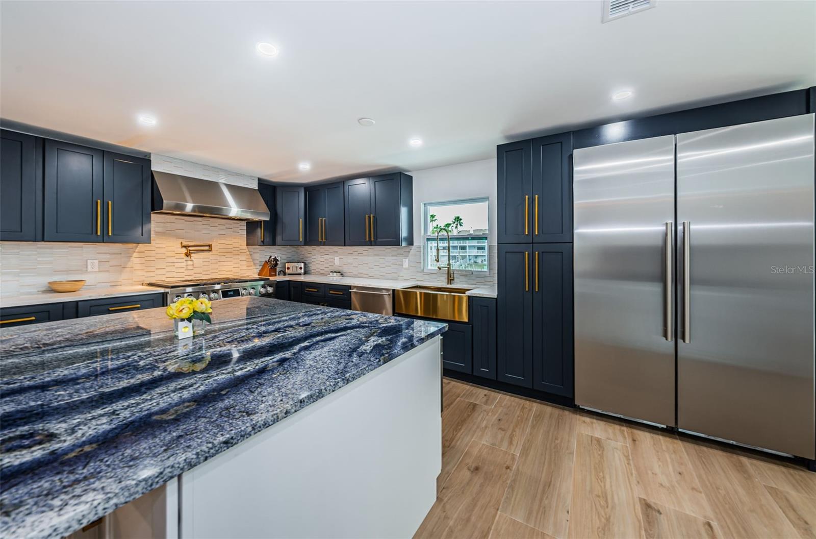 TIERRA VERDE - Residential