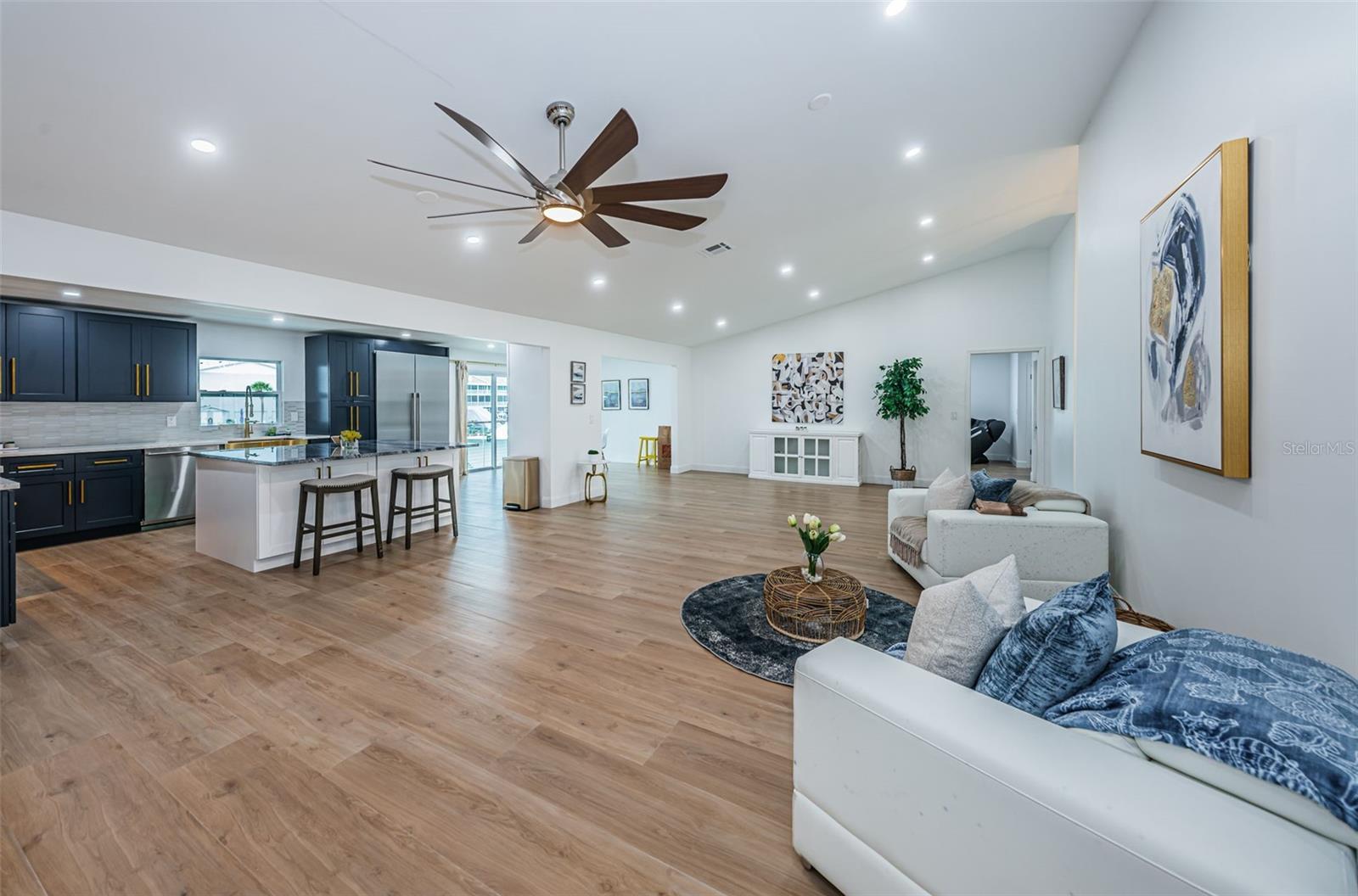 TIERRA VERDE - Residential