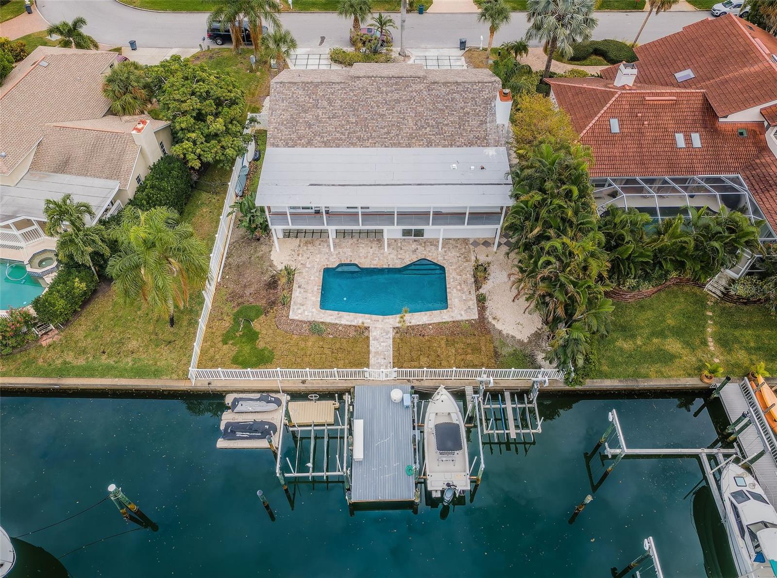 TIERRA VERDE - Residential