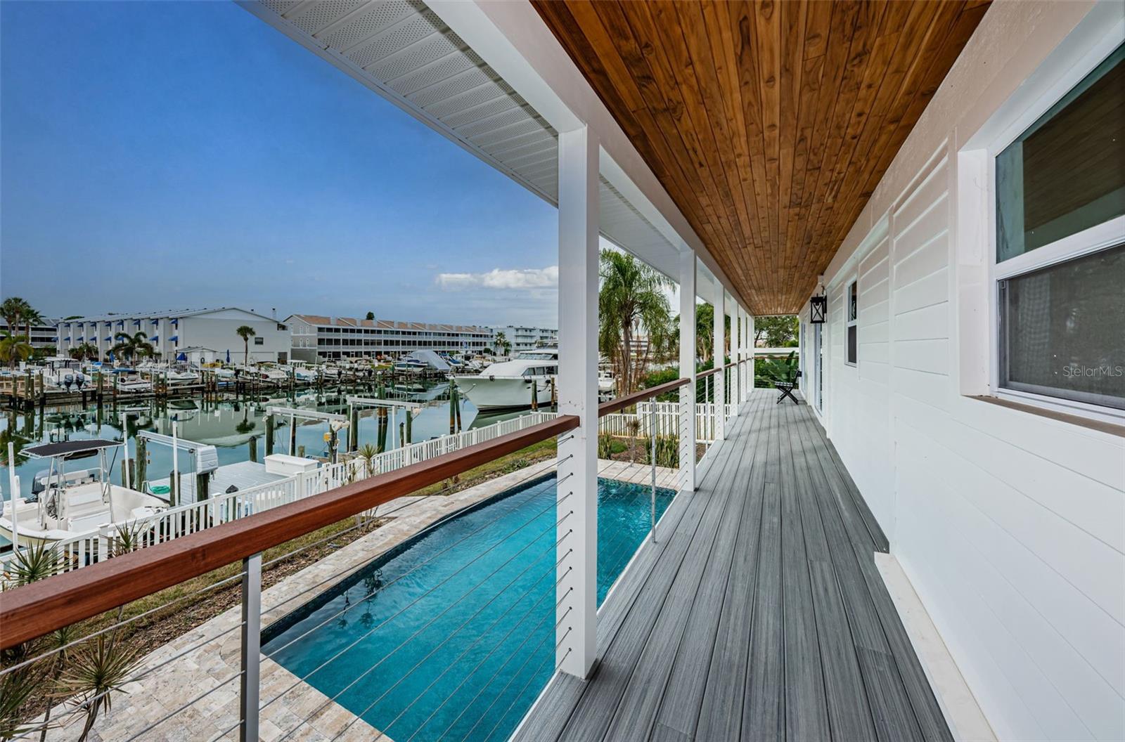 TIERRA VERDE - Residential