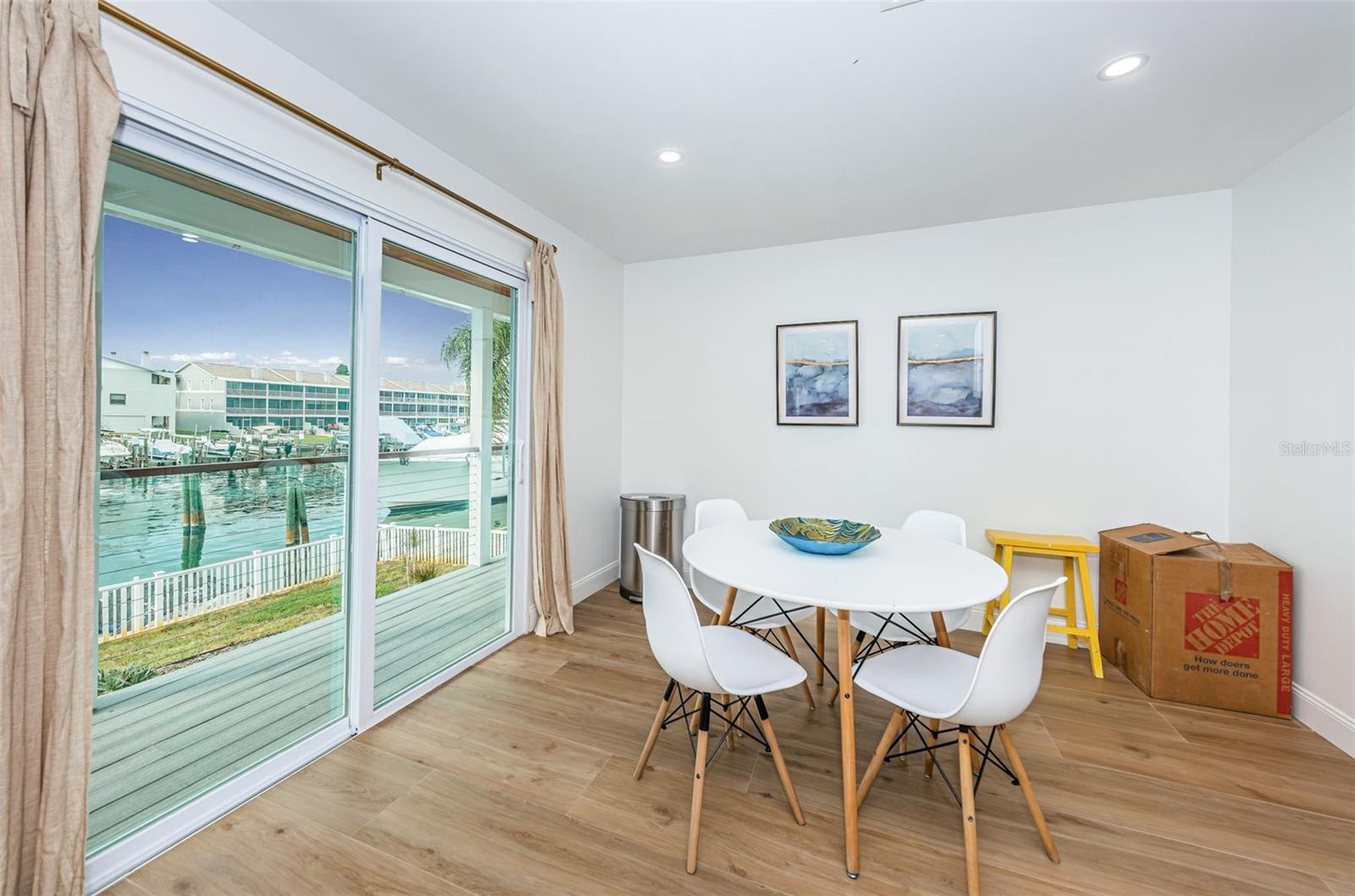 TIERRA VERDE - Residential