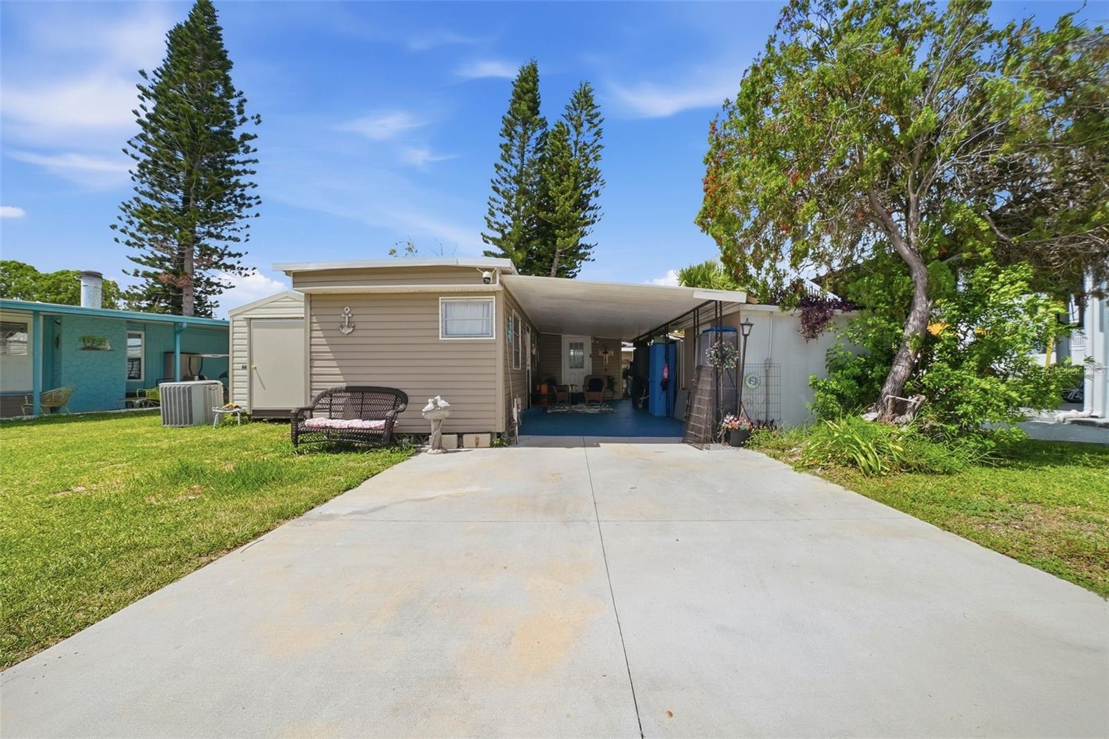 6439 TOWER DRIVE
