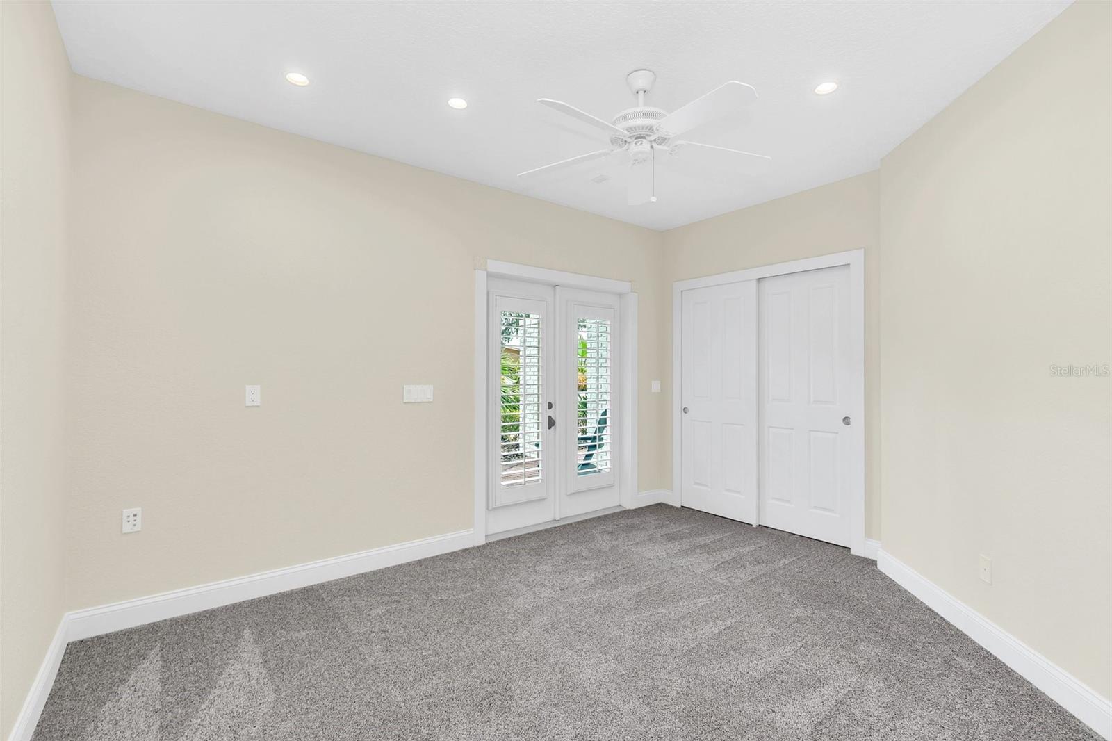 MAITLAND ISLE - Residential