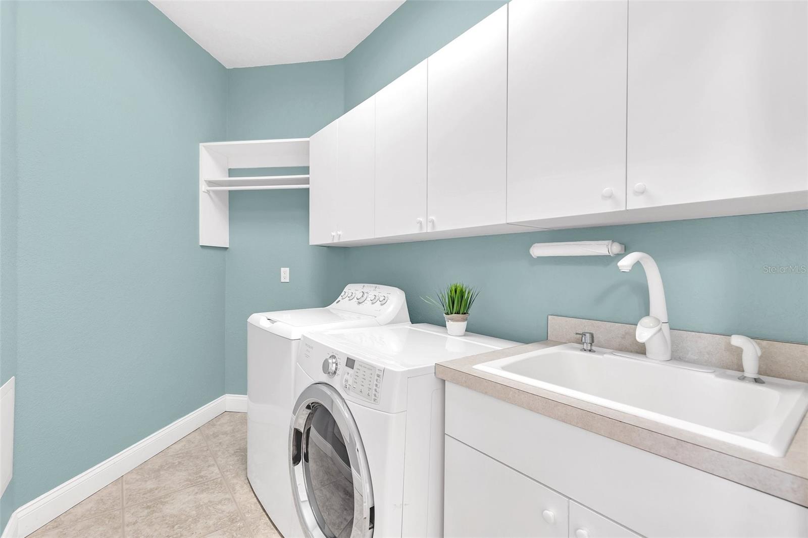 MAITLAND ISLE - Residential