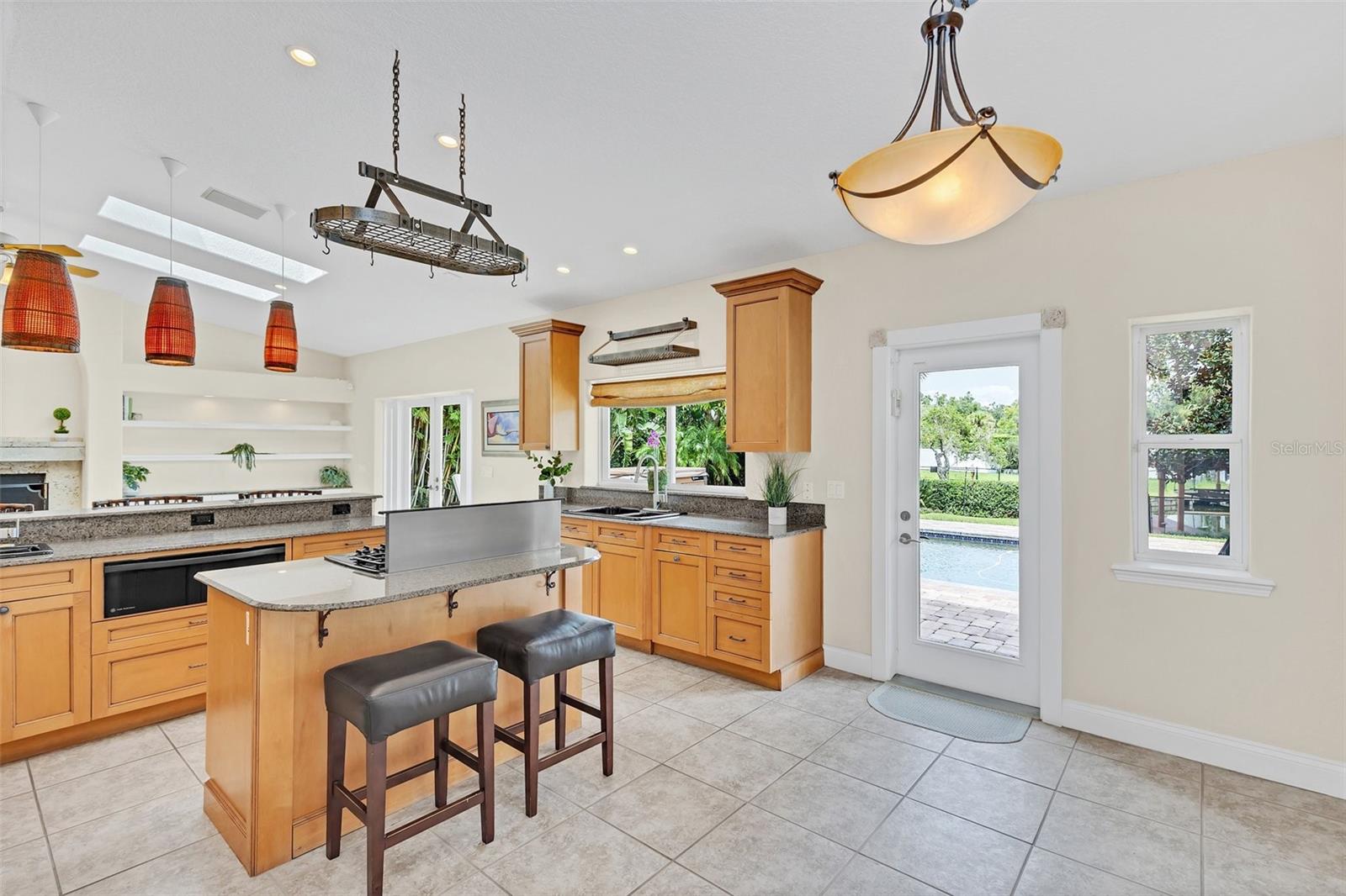 MAITLAND ISLE - Residential