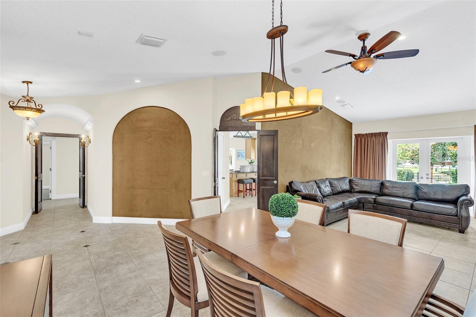 MAITLAND ISLE - Residential