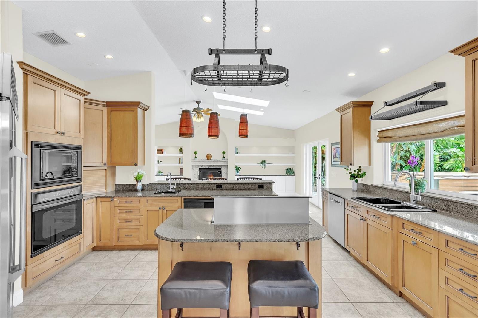 MAITLAND ISLE - Residential