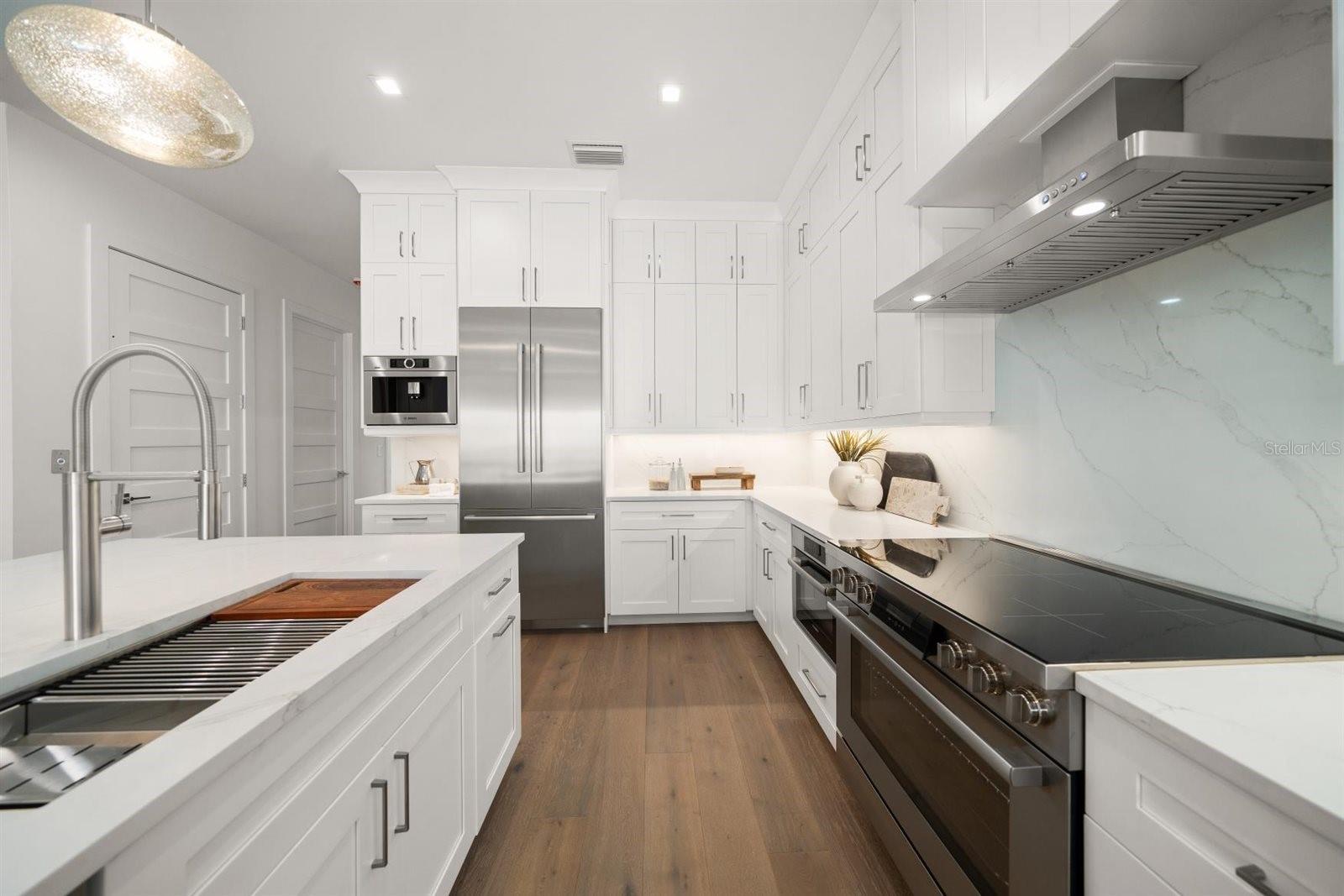 2205 GULF BOULEVARD A CONDOMINIUM - Residential