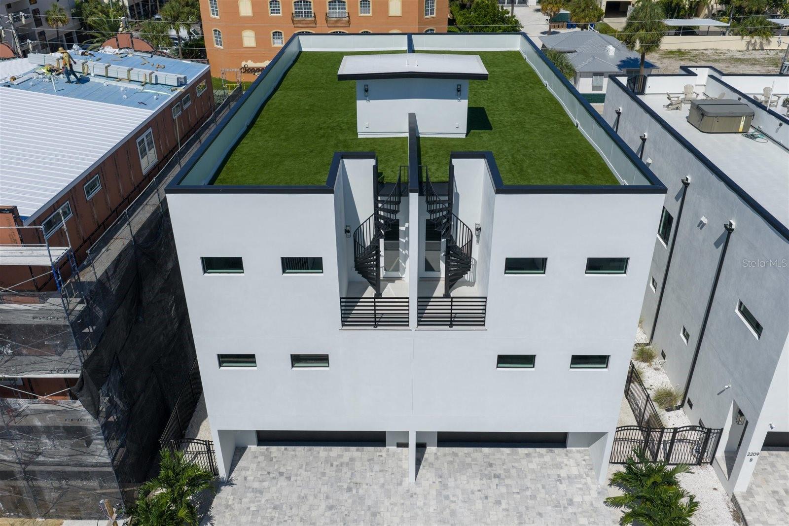 2205 GULF BOULEVARD A CONDOMINIUM - Residential