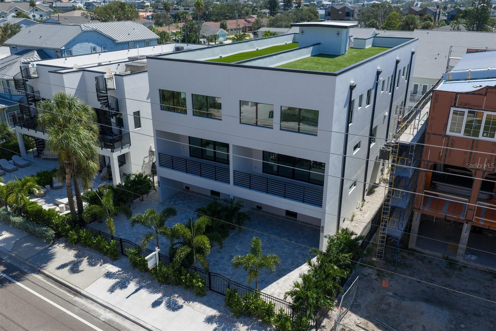 2205 GULF BOULEVARD A CONDOMINIUM - Residential