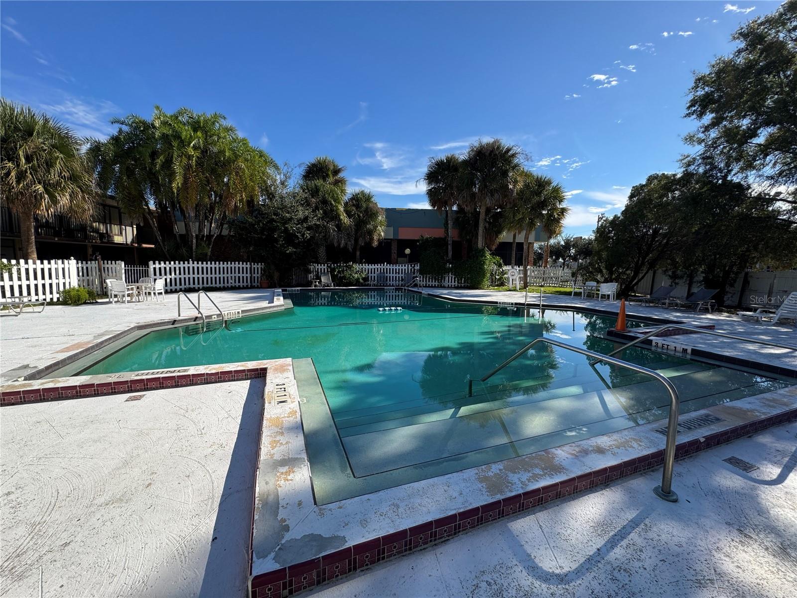 SANDLAKE COURTYARDS CONDO 5901/3515 - Residential Lease