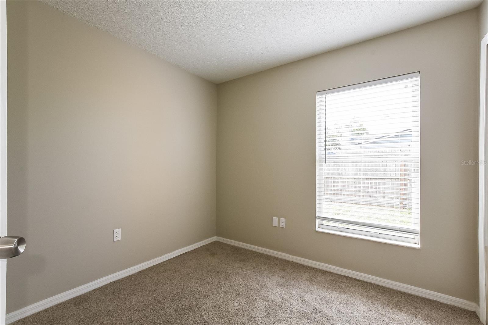 DELTONA LAKES UNIT 32 - Residential