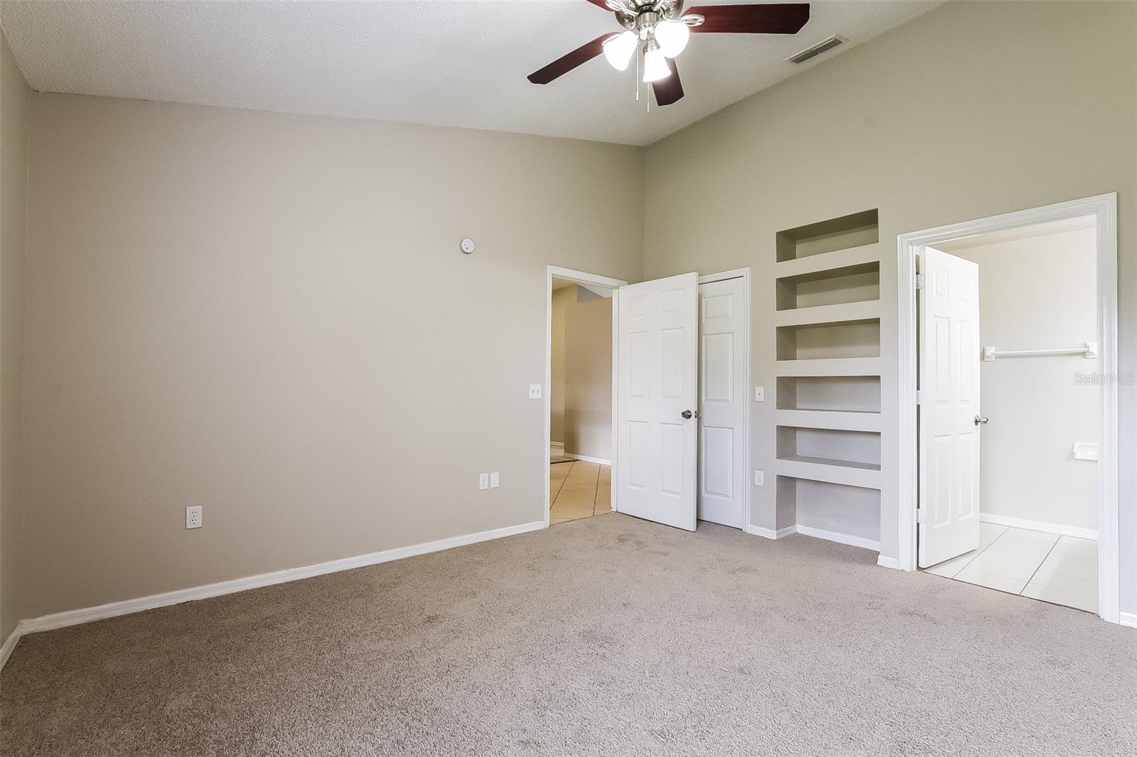 DELTONA LAKES UNIT 32 - Residential