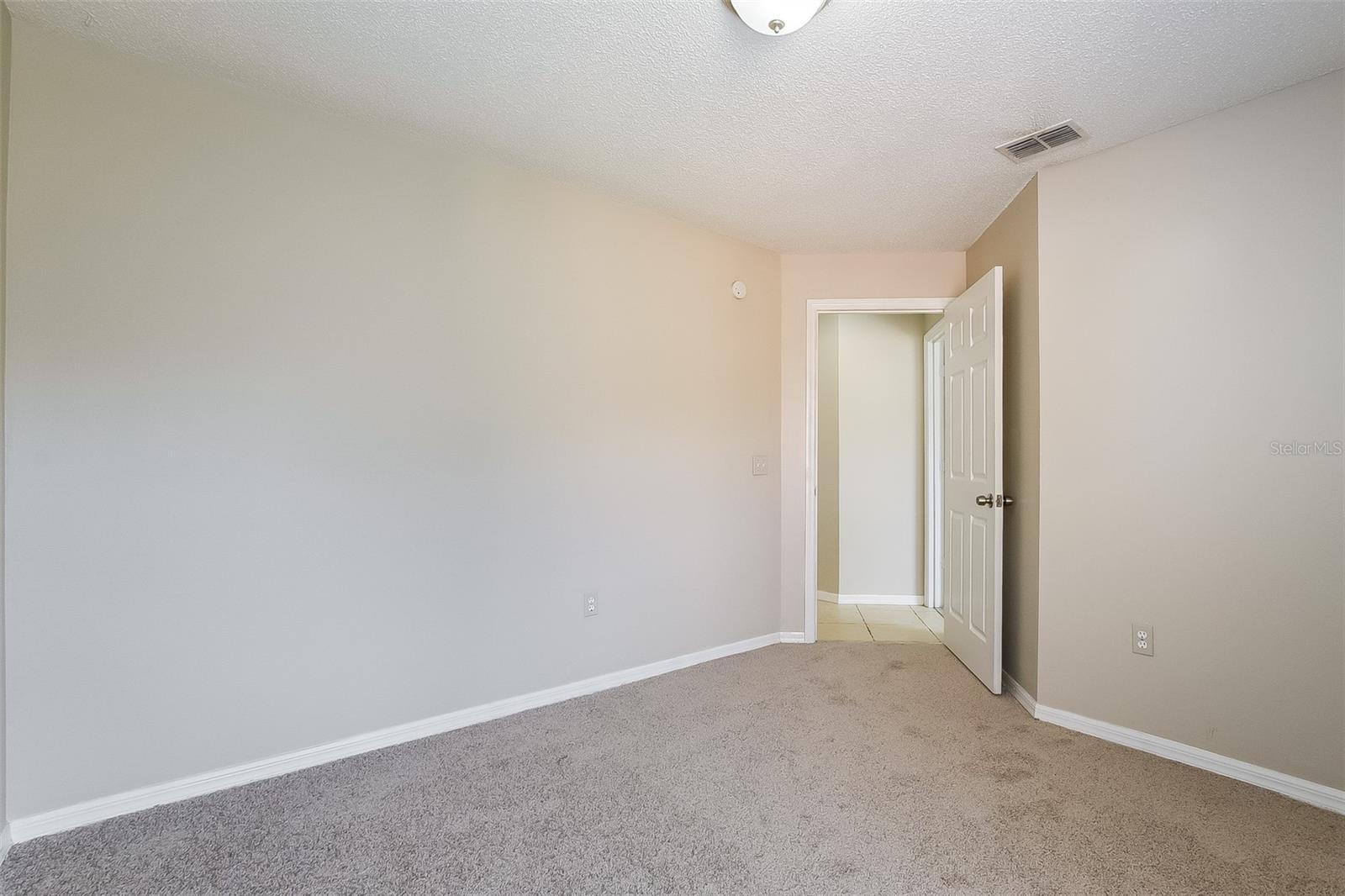 DELTONA LAKES UNIT 32 - Residential