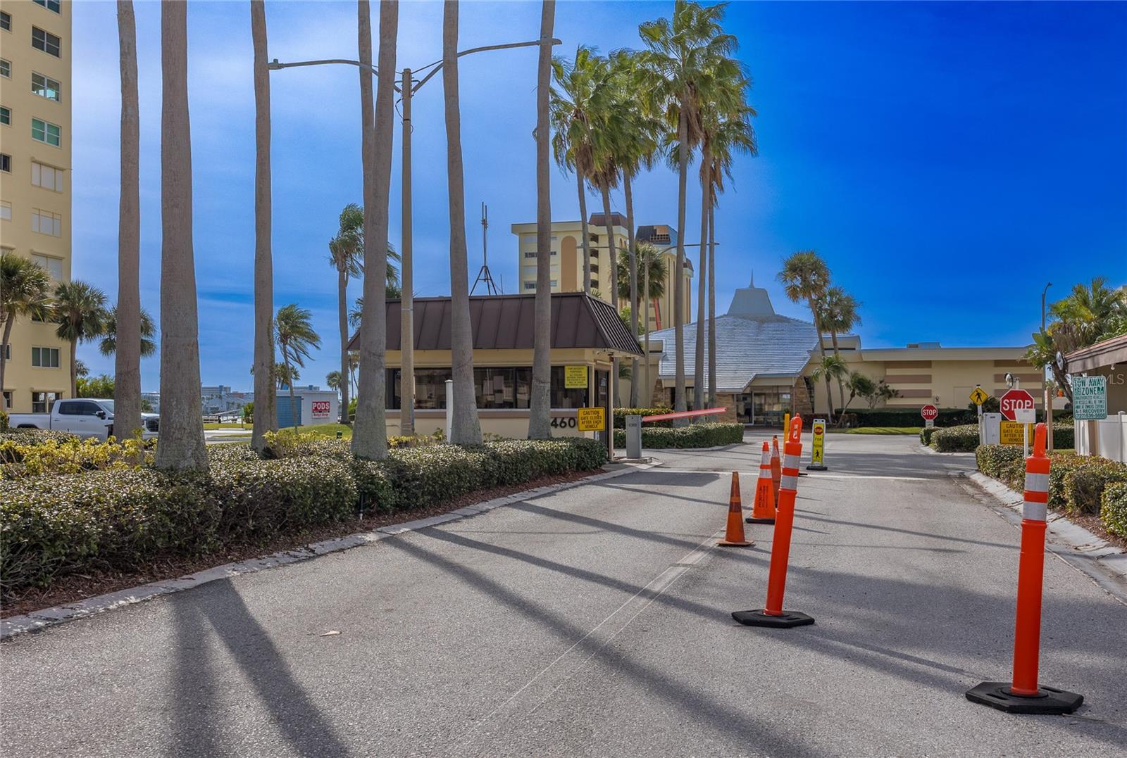 CONTINENTAL TOWERS CONDO - Residential Lease