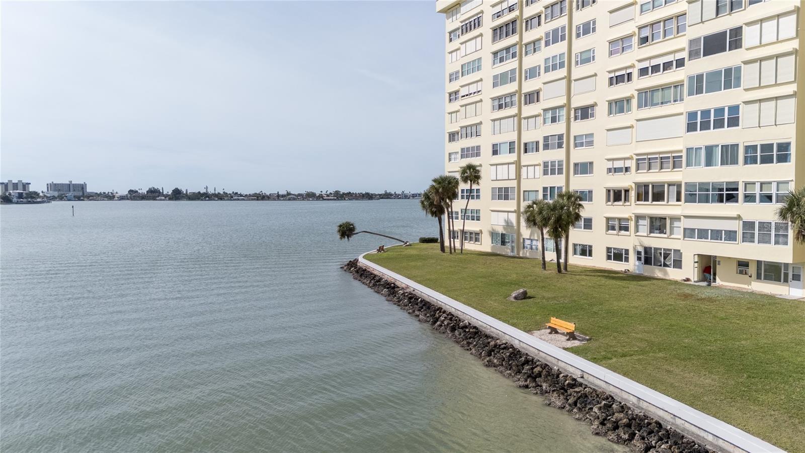 CONTINENTAL TOWERS CONDO - Residential Lease