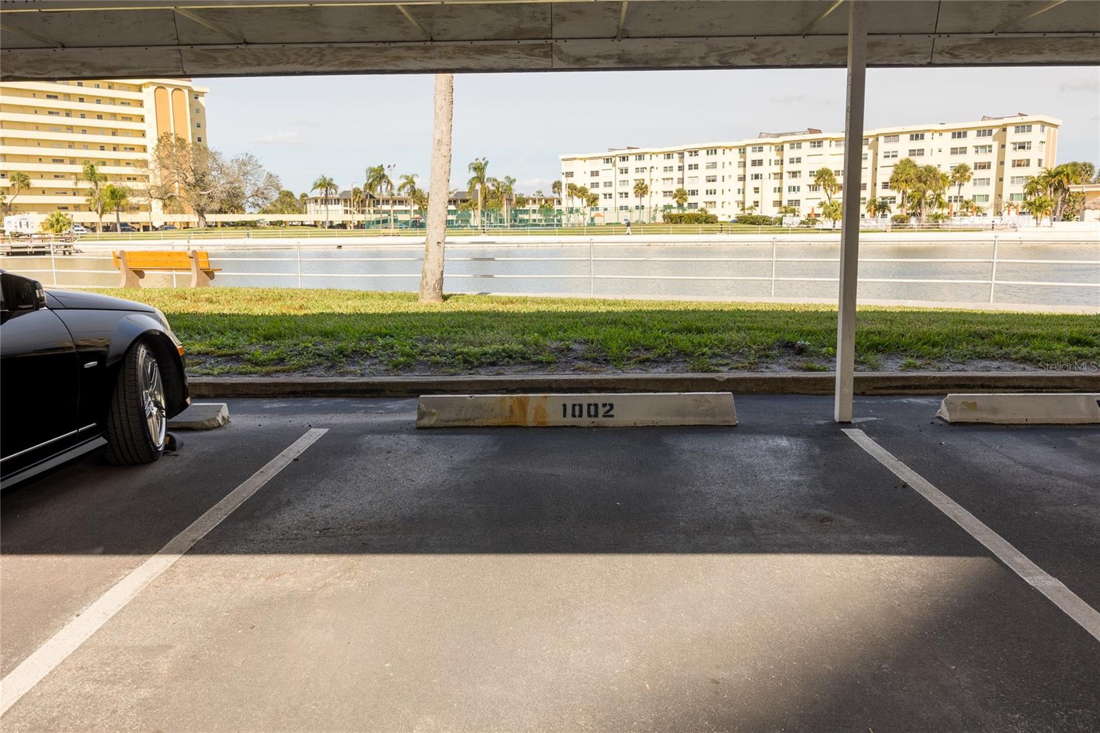 CONTINENTAL TOWERS CONDO - Residential Lease