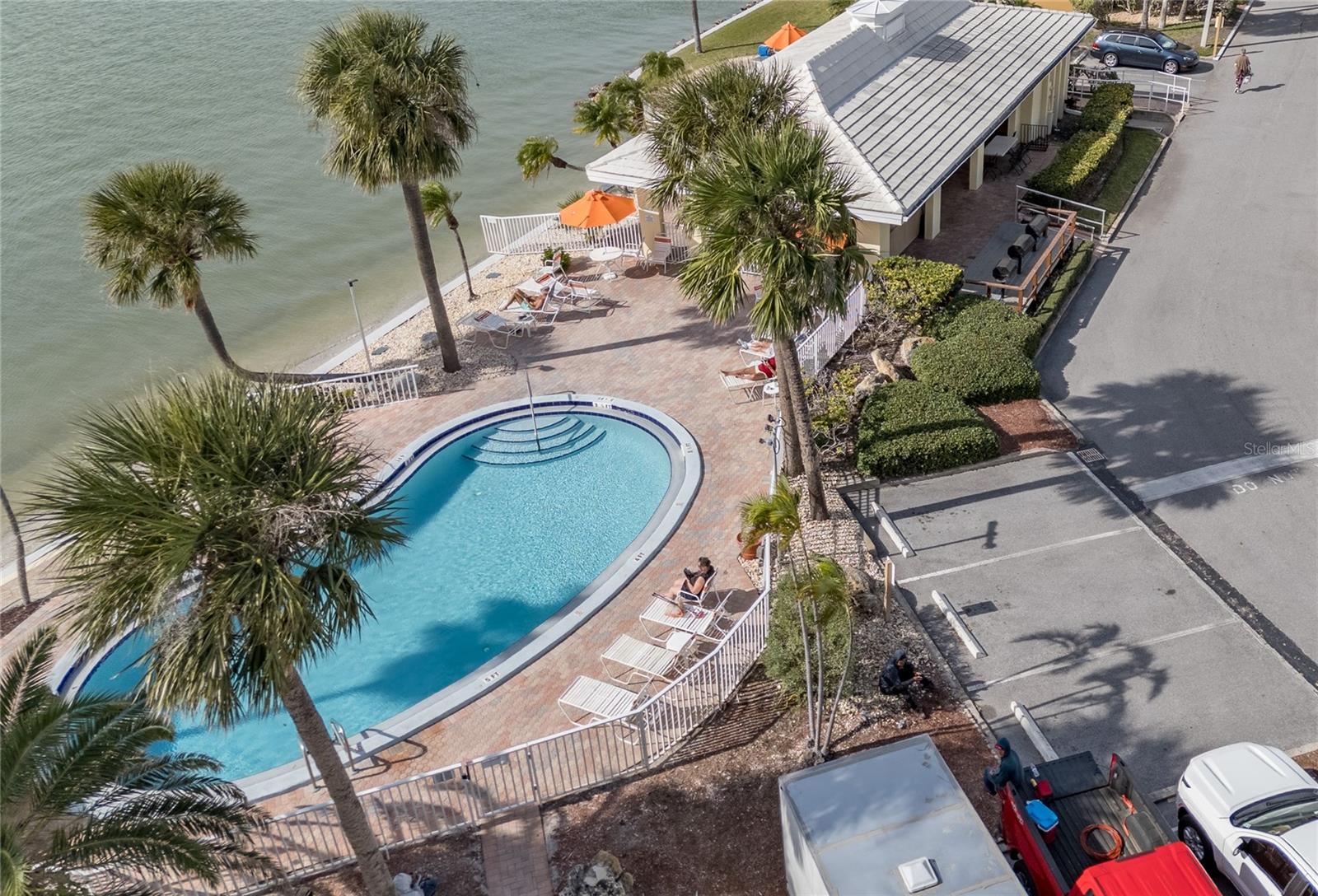 CONTINENTAL TOWERS CONDO - Residential Lease