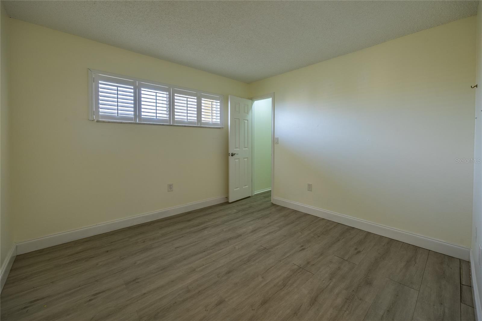 CONTINENTAL TOWERS CONDO - Residential Lease