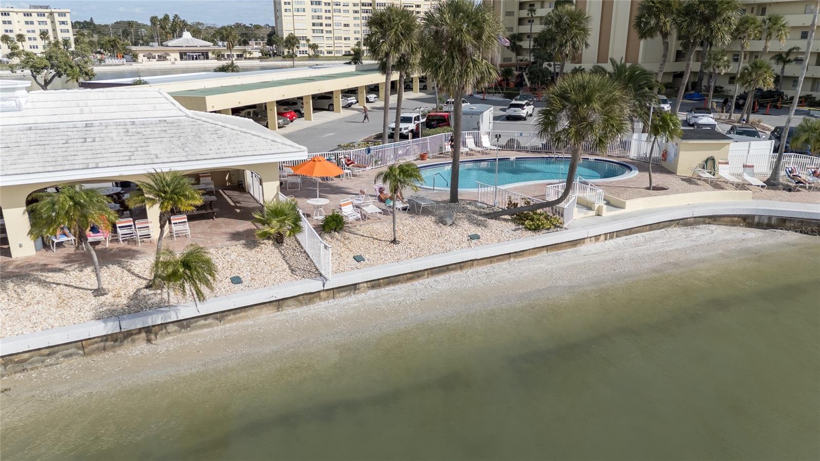 CONTINENTAL TOWERS CONDO - Residential Lease