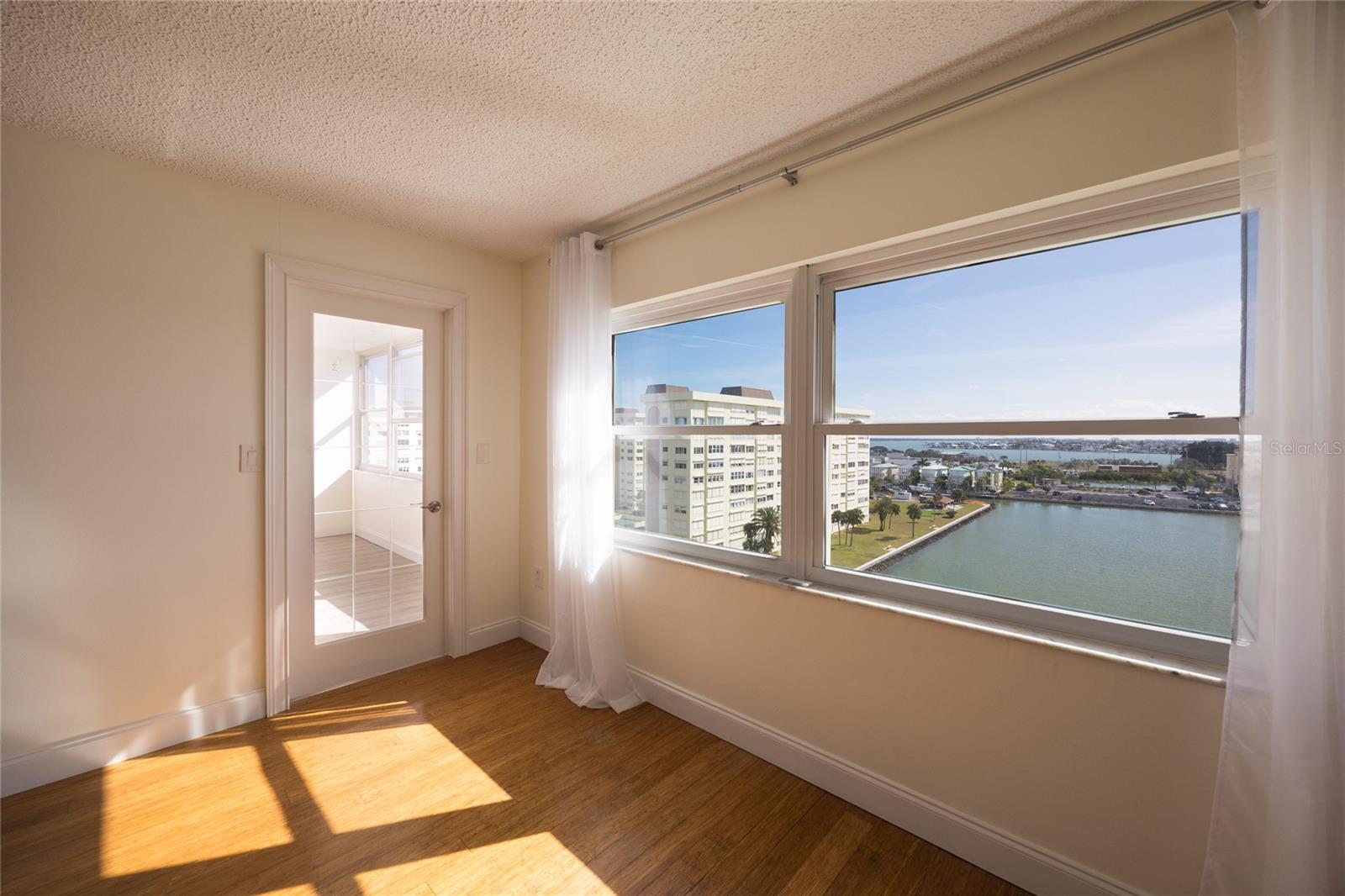 CONTINENTAL TOWERS CONDO - Residential Lease