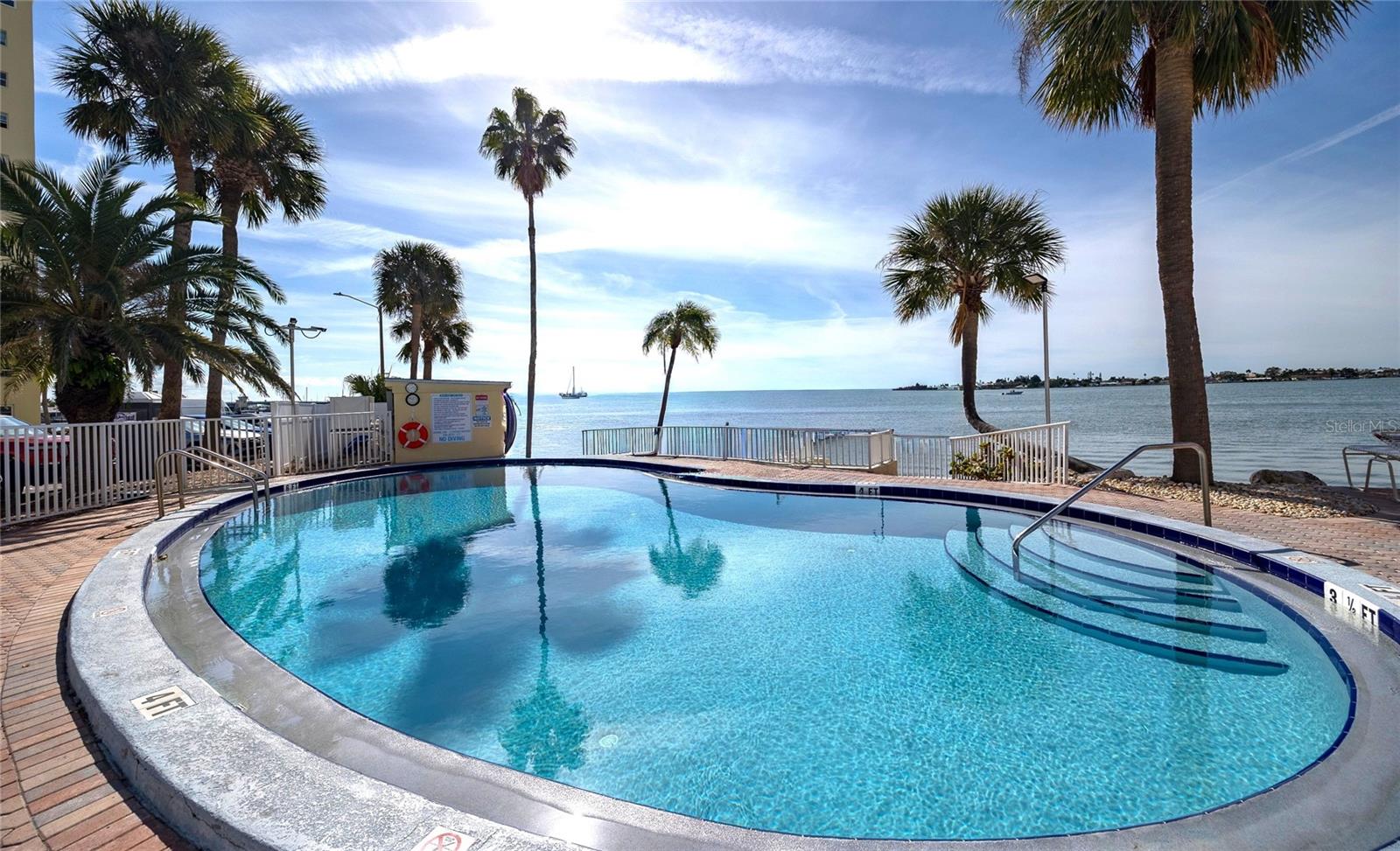 CONTINENTAL TOWERS CONDO - Residential Lease