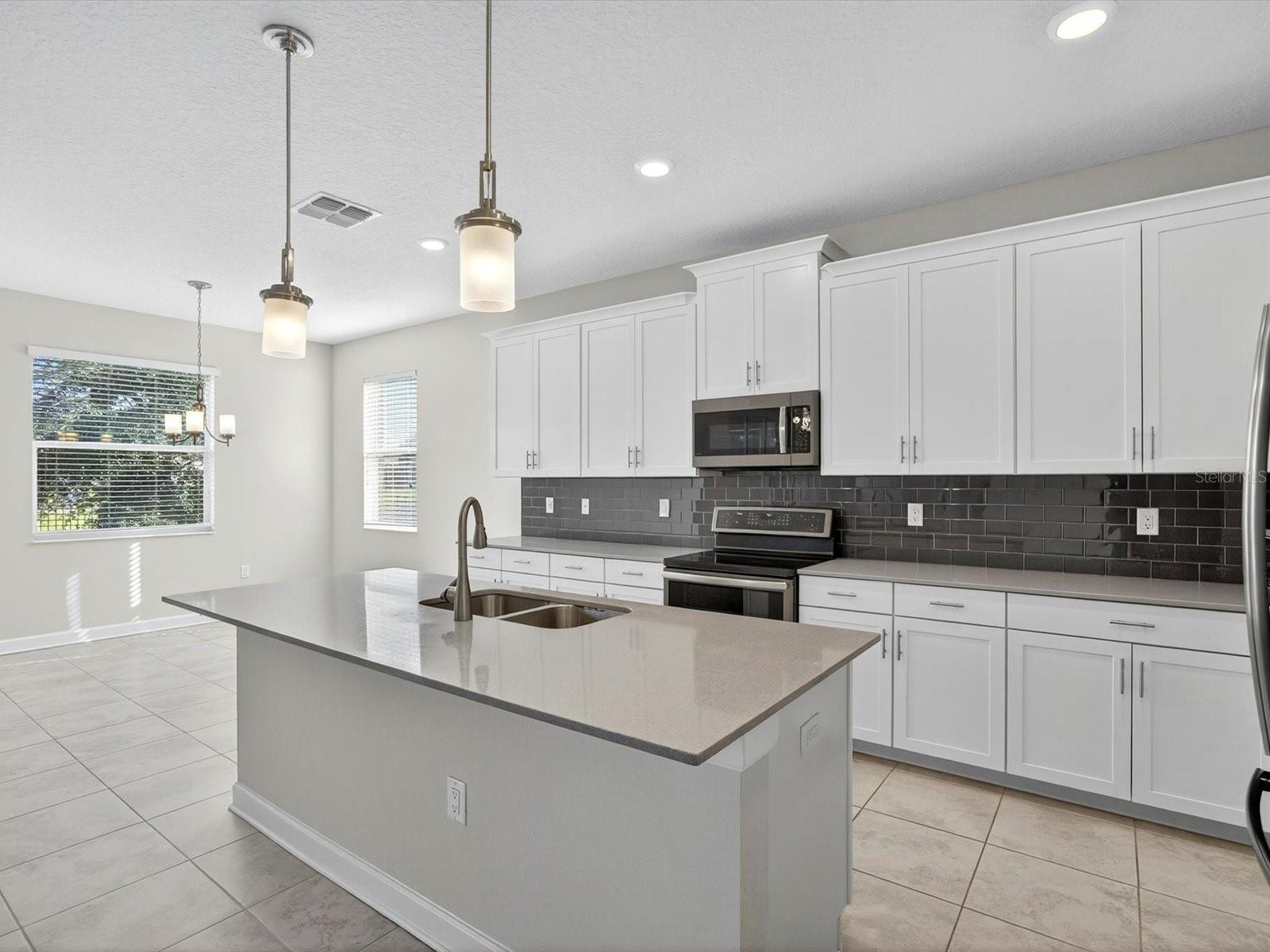 DRAYTON-PRESTON WOODS/PROVIDEN - Residential
