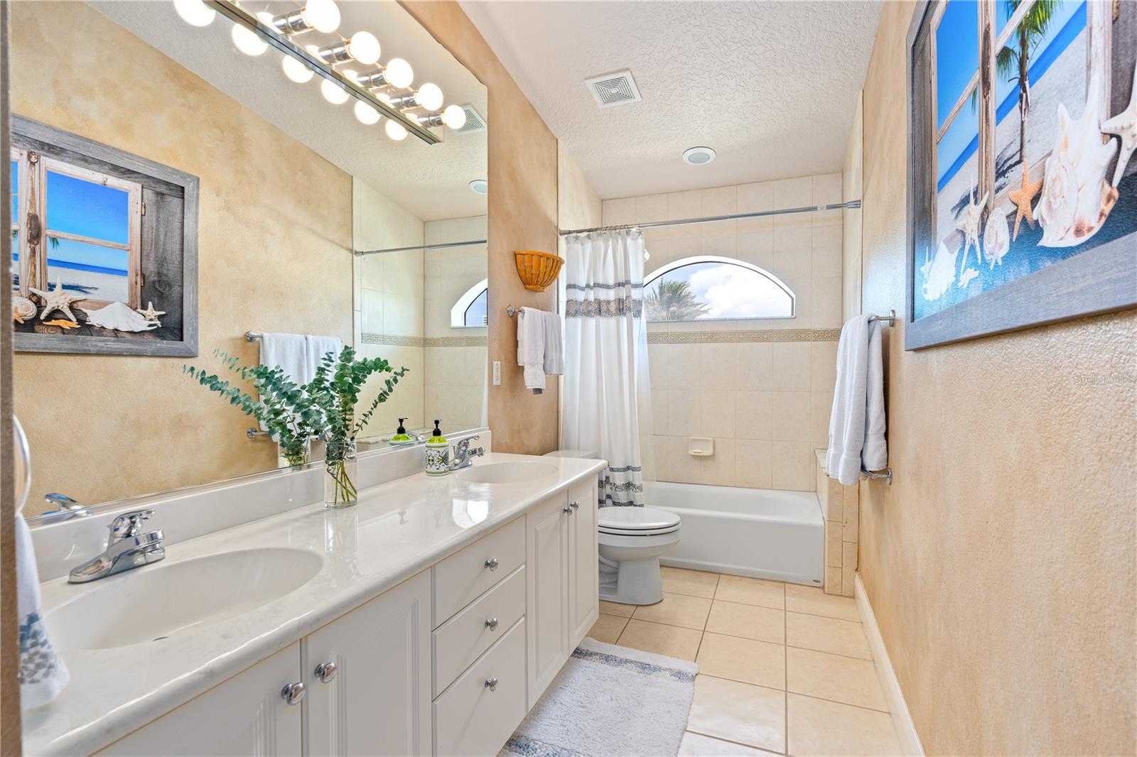 COQUINA SHORES - Residential